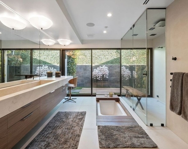 1368 Beckwith Avenue - Photo Thumbnail 16