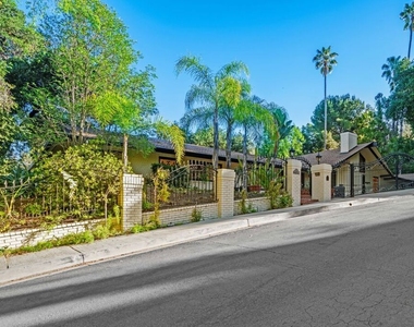 17449 Sumiya Drive - Photo Thumbnail 4