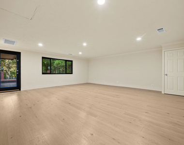 17449 Sumiya Drive - Photo Thumbnail 23