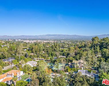 17449 Sumiya Drive - Photo Thumbnail 3