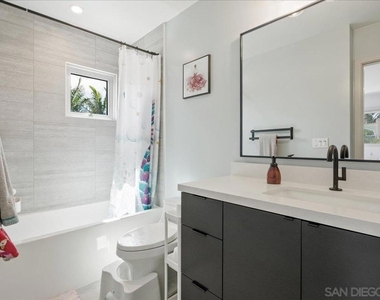 3075 Briand Ave - Photo Thumbnail 14