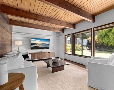 31648 Broad Beach Road - Photo Thumbnail 3