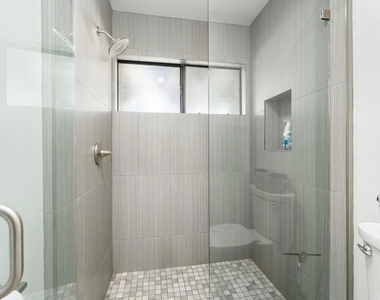 48624 Torrito Court - Photo Thumbnail 28