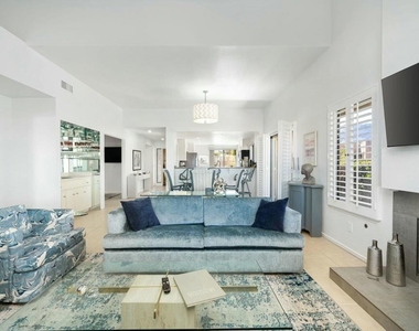 48624 Torrito Court - Photo Thumbnail 13