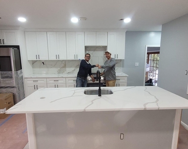 8 Dee Place - Photo Thumbnail 35
