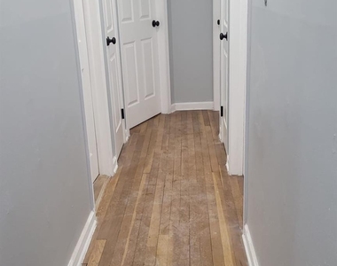 8 Dee Place - Photo Thumbnail 26