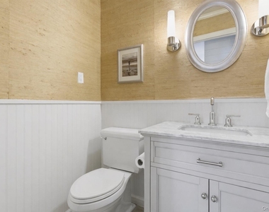 1 Canal Way - Photo Thumbnail 14