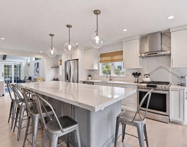 1 Canal Way - Photo Thumbnail 6
