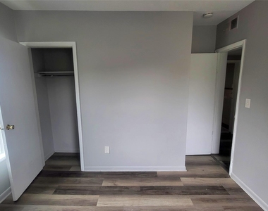 174 South Avenue - Photo Thumbnail 13