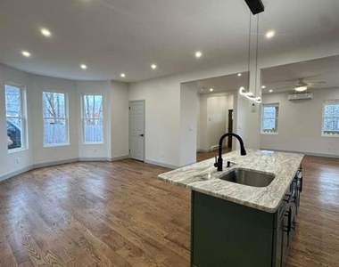45 Clinton Avenue - Photo Thumbnail 8