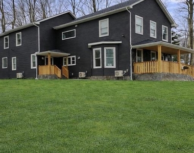 45 Clinton Avenue - Photo Thumbnail 2