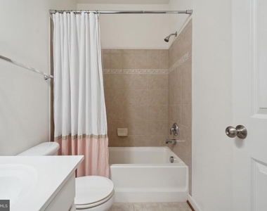 5722 Callcott Way - Photo Thumbnail 30