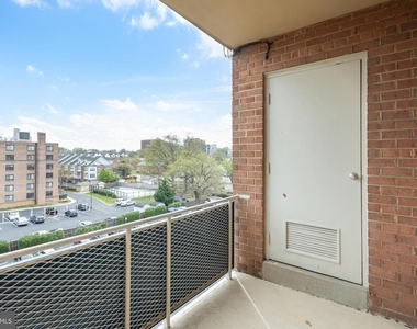 1931 N Cleveland Street - Photo Thumbnail 20