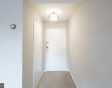 1931 N Cleveland Street - Photo Thumbnail 12