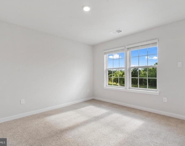 16502 Green Glade Dr - Photo Thumbnail 22