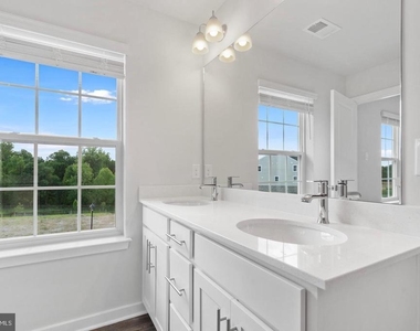 16502 Green Glade Dr - Photo Thumbnail 26