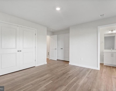 16502 Green Glade Dr - Photo Thumbnail 29