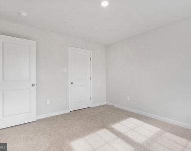 16502 Green Glade Dr - Photo Thumbnail 25