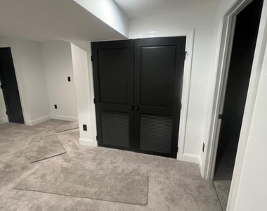4400 Rendale Court - Photo Thumbnail 34