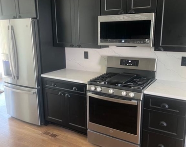 4400 Rendale Court - Photo Thumbnail 3
