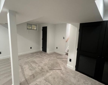 4400 Rendale Court - Photo Thumbnail 33
