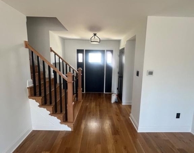 4400 Rendale Court - Photo Thumbnail 32