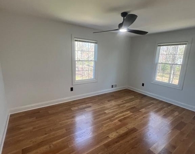 4400 Rendale Court - Photo Thumbnail 20