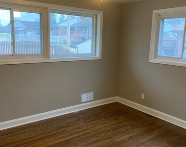 28 Othoridge Road - Photo Thumbnail 2