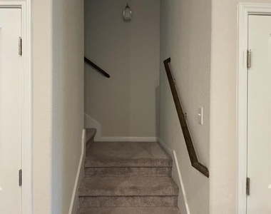 417 Bright Star Ln - Photo Thumbnail 22