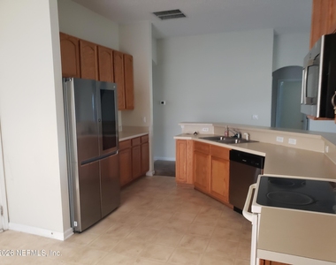 2506 Creekfront Drive - Photo Thumbnail 9
