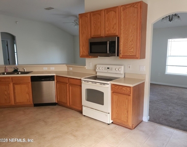 2506 Creekfront Drive - Photo Thumbnail 6