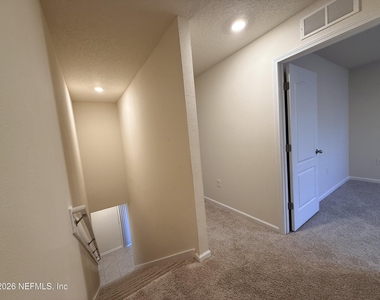 246 Aralia Lane - Photo Thumbnail 20