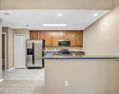 4240 Migration Drive - Photo Thumbnail 11
