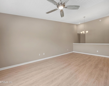 4240 Migration Drive - Photo Thumbnail 8