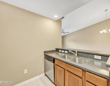 4240 Migration Drive - Photo Thumbnail 13