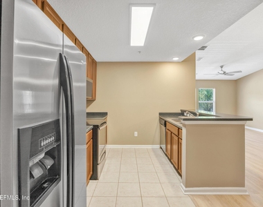 4240 Migration Drive - Photo Thumbnail 12