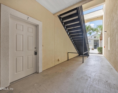 4240 Migration Drive - Photo Thumbnail 6