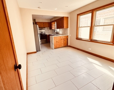 2823 W 71st Street - Photo Thumbnail 2