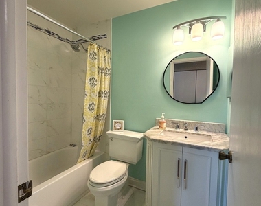1542 Heather Court - Photo Thumbnail 12