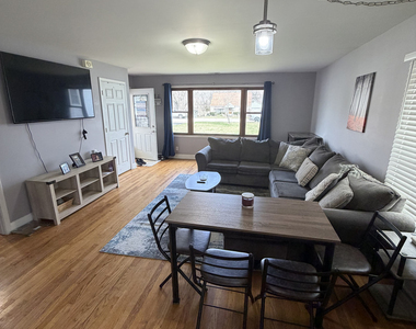 731 2nd Avenue - Photo Thumbnail 4