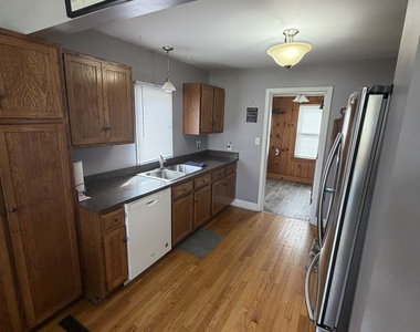 731 2nd Avenue - Photo Thumbnail 5