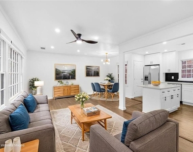 1253 Dunwoody Lane Ne - Photo Thumbnail 12