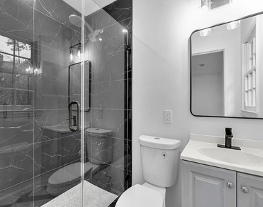 1253 Dunwoody Lane Ne - Photo Thumbnail 18
