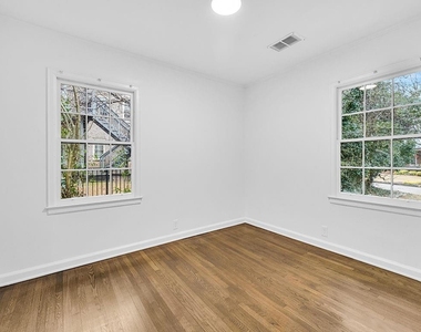 1253 Dunwoody Lane Ne - Photo Thumbnail 25