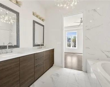 223 16th Street Nw - Photo Thumbnail 29