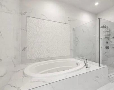 223 16th Street Nw - Photo Thumbnail 26