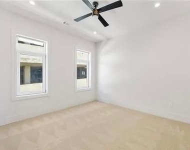 223 16th Street Nw - Photo Thumbnail 38