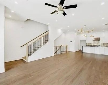 223 16th Street Nw - Photo Thumbnail 14