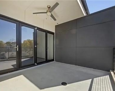 223 16th Street Nw - Photo Thumbnail 36