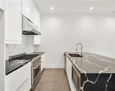 223 16th Street Nw - Photo Thumbnail 5